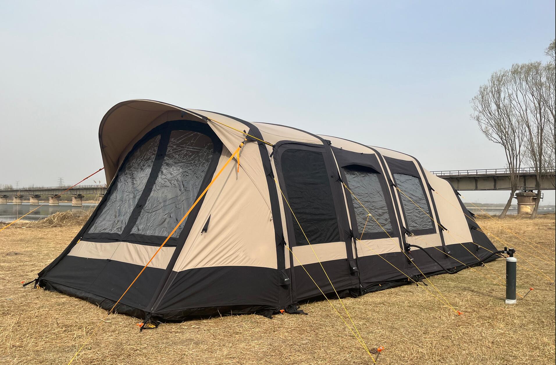 Camping tent